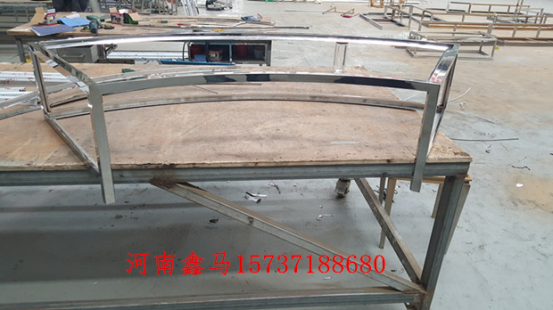 不忘初心珠寶展柜制作現(xiàn)場(chǎng)實(shí)圖.jpg 不忘初心珠寶展柜制作現(xiàn)場(chǎng)實(shí)圖.jpg